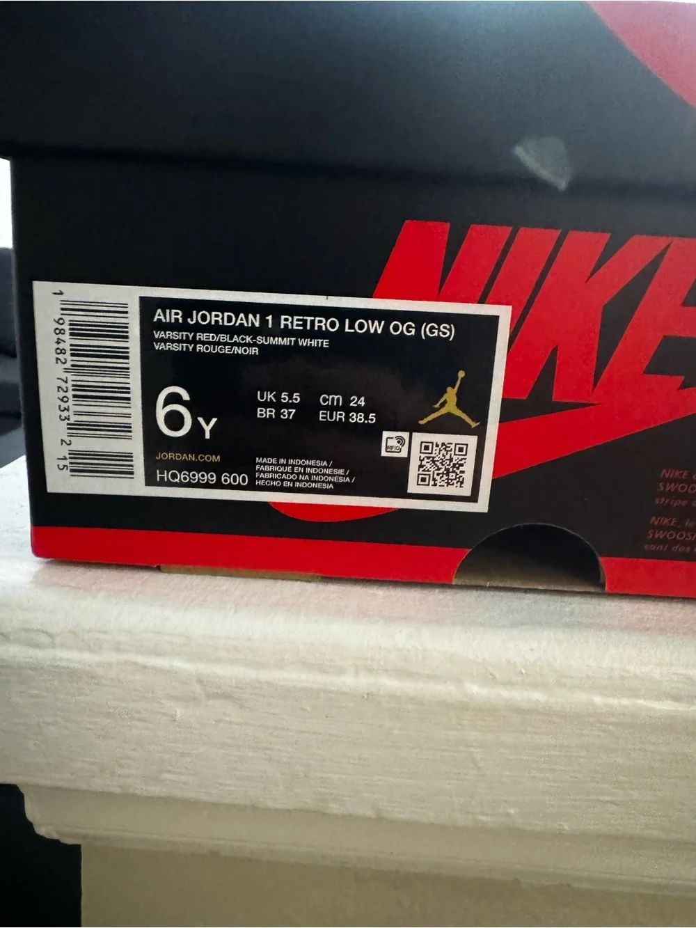 Jordan 1 Retro Low OG Kids 6Y (Youth)